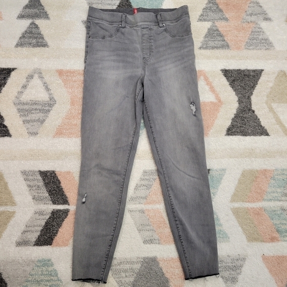 SPANX Vintage Distressed Gray Ankle Skinny Jeans Size Medium - Picture 2 of 11
